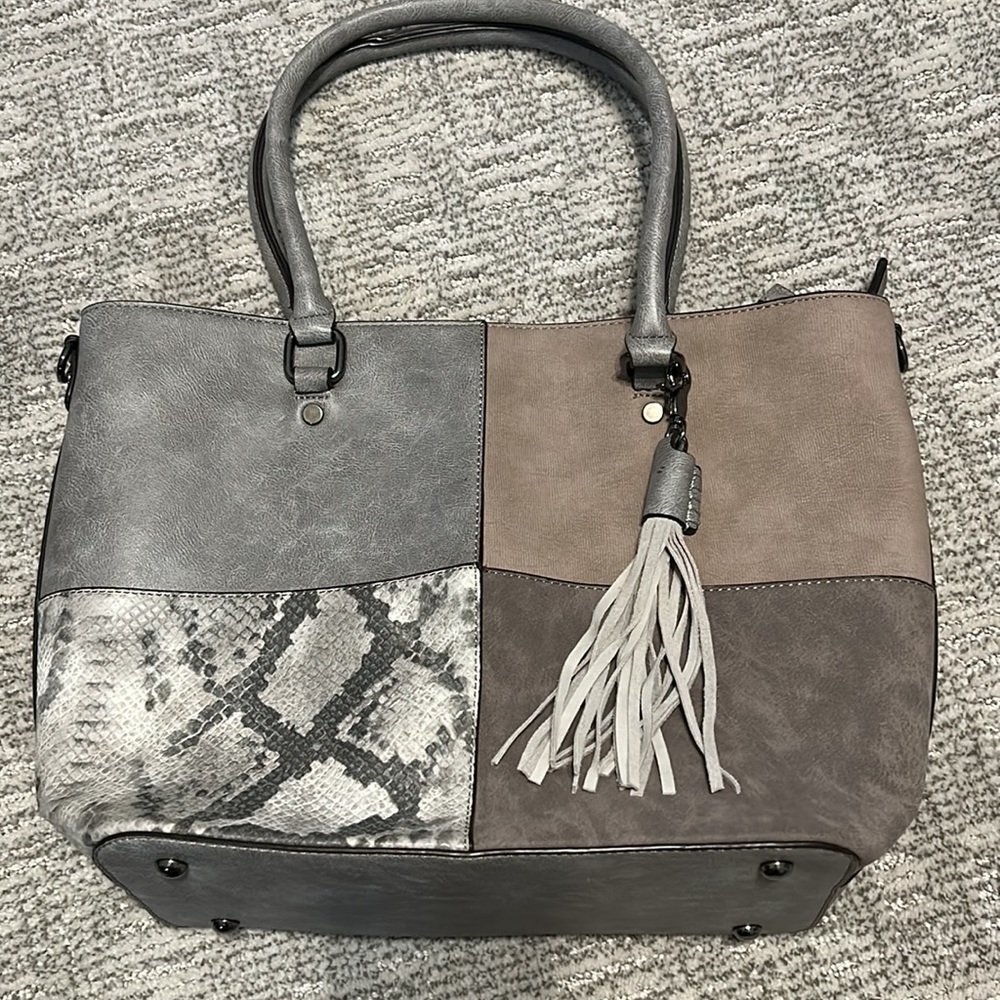 David Jones “Paris”